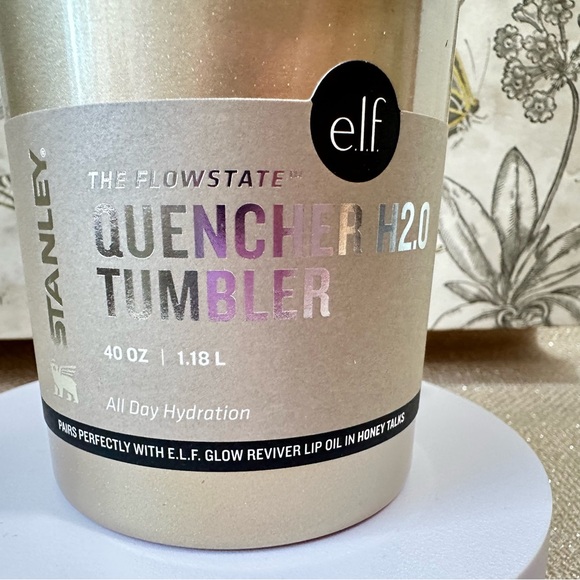 Stanley x Elf Honey Talks Gold 40 oz Flowstate Quencher H2.0 Tumbler Limited - Picture 3 of 12